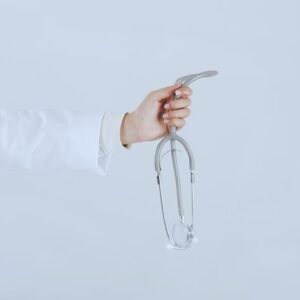 Wenn das System versagt - Haftungsrisiken beim Einsatz digitaler Innovationen im Gesundheitswesen und ihre Eindämmung